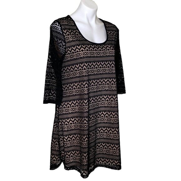 Umgee NWT Black Lace Overlay Mini Dress, Scoop Neck 3/4-Sleeves Women’s Size M - Picture 4 of 10